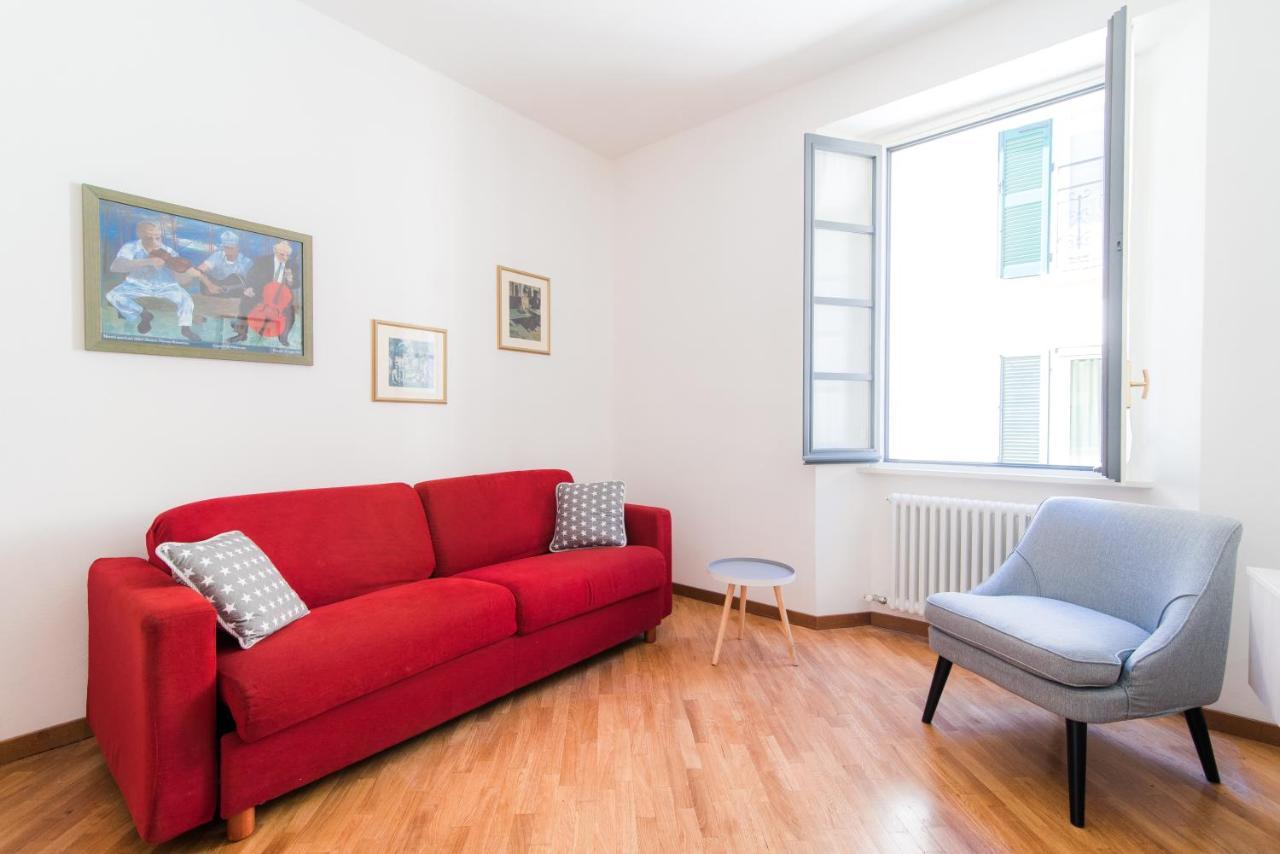 Center Home - The House Of Travelers Côme Esterno foto